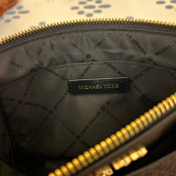 Small black Michael kors monogram clutch - Picture 4 of 4